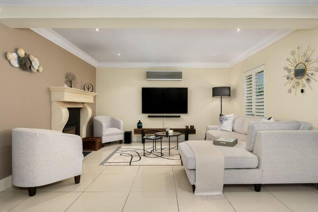 The Tram Home Stay Franschhoek Exterior photo