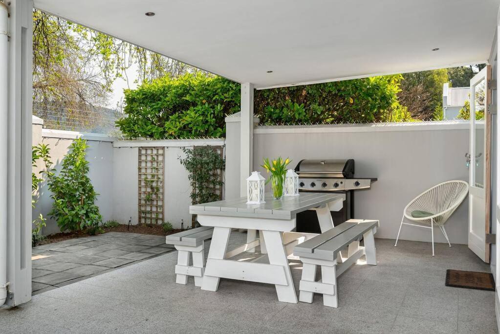 The Tram Home Stay Franschhoek Exterior photo